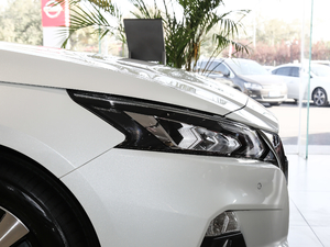 20212.0L XL Upper AD1 I ^