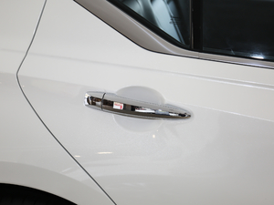 20212.0L XL Upper AD1 I ^