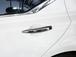 20212.0L XL Upper AD1 I ^