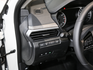 20212.0L XL Upper AD1 I g