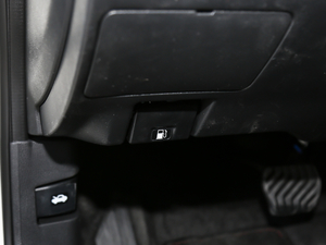 20212.0L XL Upper AD1 I g