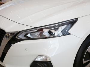 20212.0T XL Upper AD1 I ^