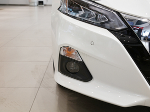 20212.0T XL Upper AD1 I ^