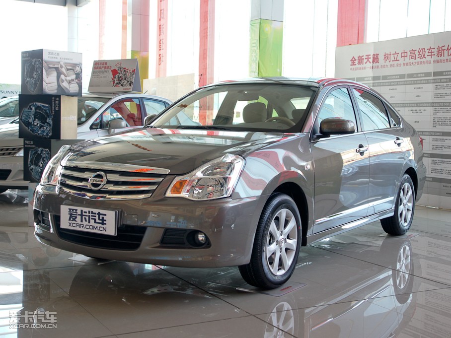 2010��܎�� 1.6L AT ���A�촰��