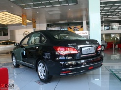 2.0L CVT 科技天窗版