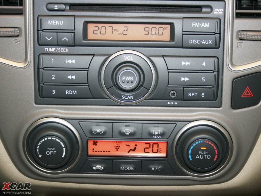 2010܎ 2.0L CVT Ƽ