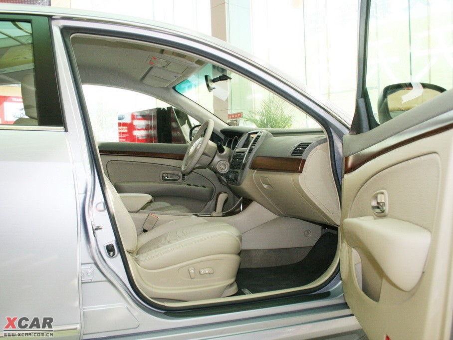 2010܎ 2.0L CVT Ƽ
