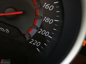 20102.0L CVT Ƽ촰 п؅^(q)