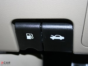 2010款2.0L CVT 科技版 空间座椅