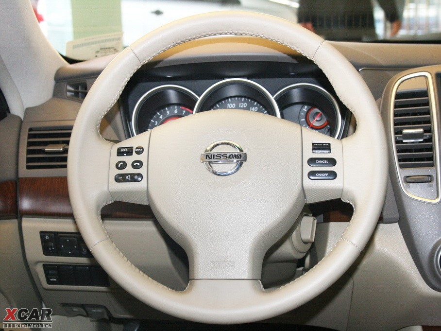 2010܎ 2.0L CVT Ƽ