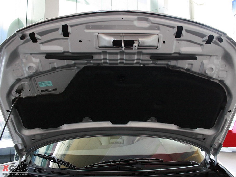 2010��܎�� 1.6L AT ���m��