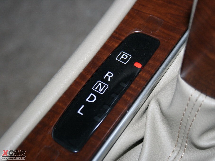 2010܎ 2.0L CVT Ƽ촰