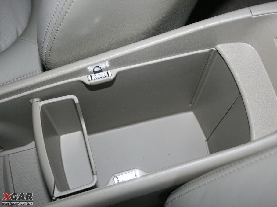 2010܎ 2.0L CVT Ƽ촰