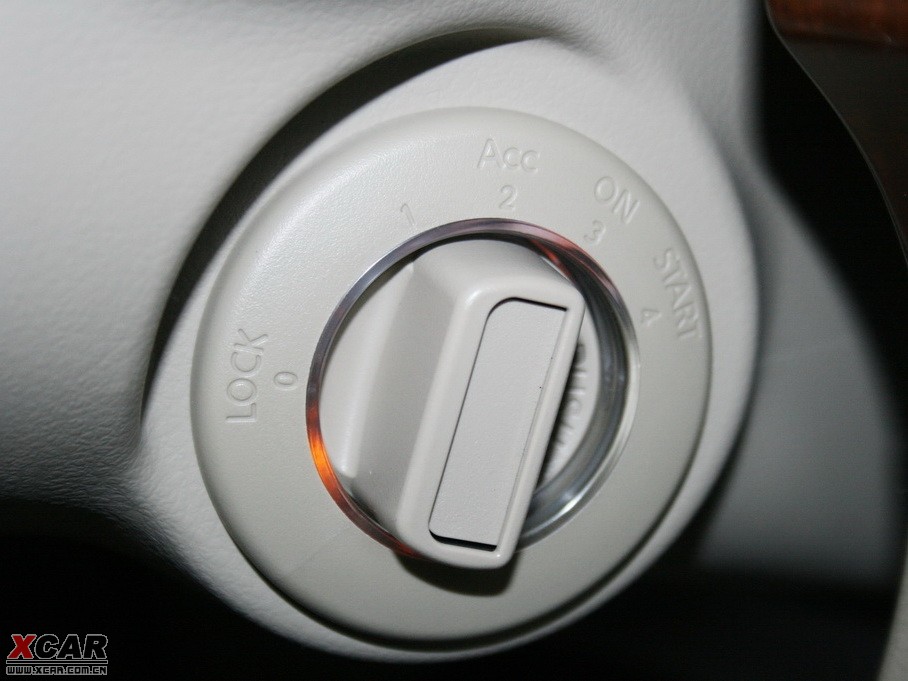 2010܎ 2.0L CVT Ƽ촰