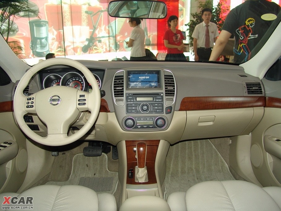 2010܎ 2.0L CVT Ƽ