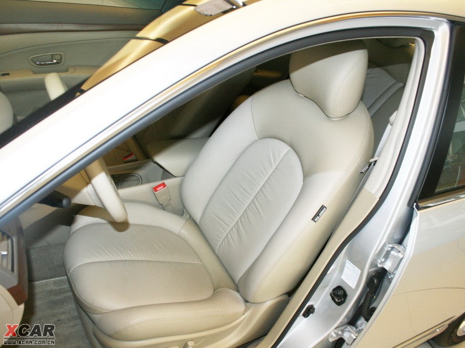 2010܎ 2.0L CVT Ƽ