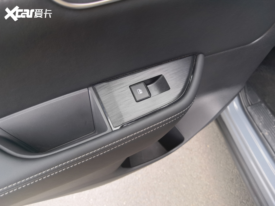 2021E VC-Turbo 300 CVT 4WD