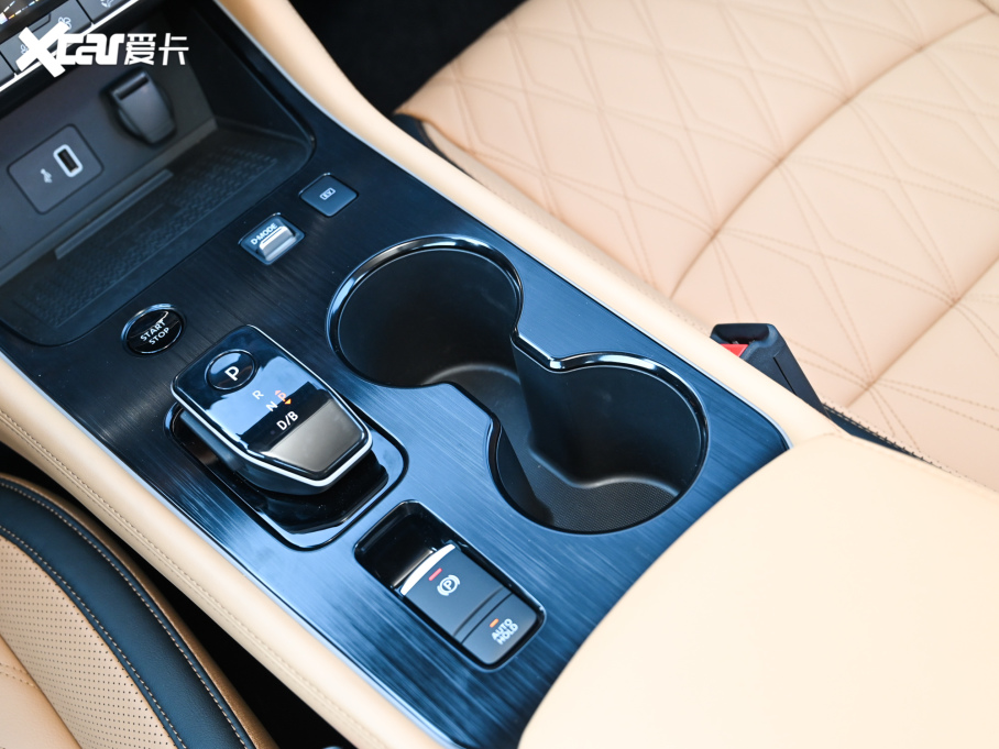 2022܎ ܎ݡ(q) e-POWER AUltra