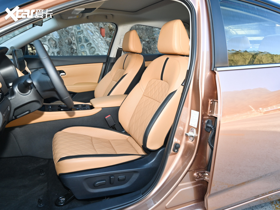 2022܎ ܎ݡ(q) e-POWER AUltra