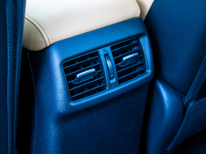 20221.6L TOP CVT п؅^