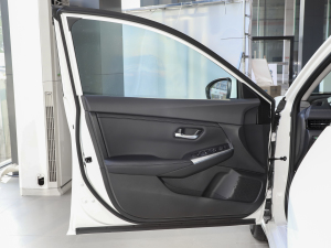 2022款1.6L XL CVT悦享版 驾驶位车门