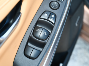 2022܎ݡ e-POWER AUltra п؅^