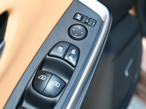 2022܎ݡ e-POWER AUltra п؅^