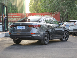 2022款轩逸·电驱版 e-POWER 全电驱Pro 右后45度