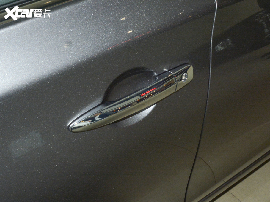 2022܎ (jng) 1.6XE CVTm