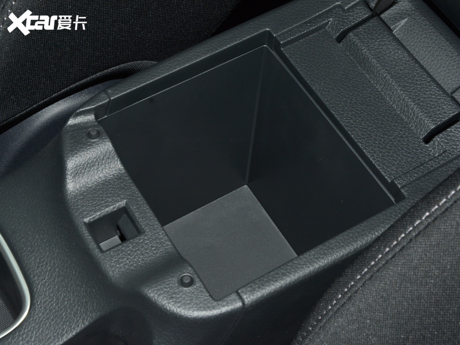 2022܎ (jng) 1.6XE CVTm