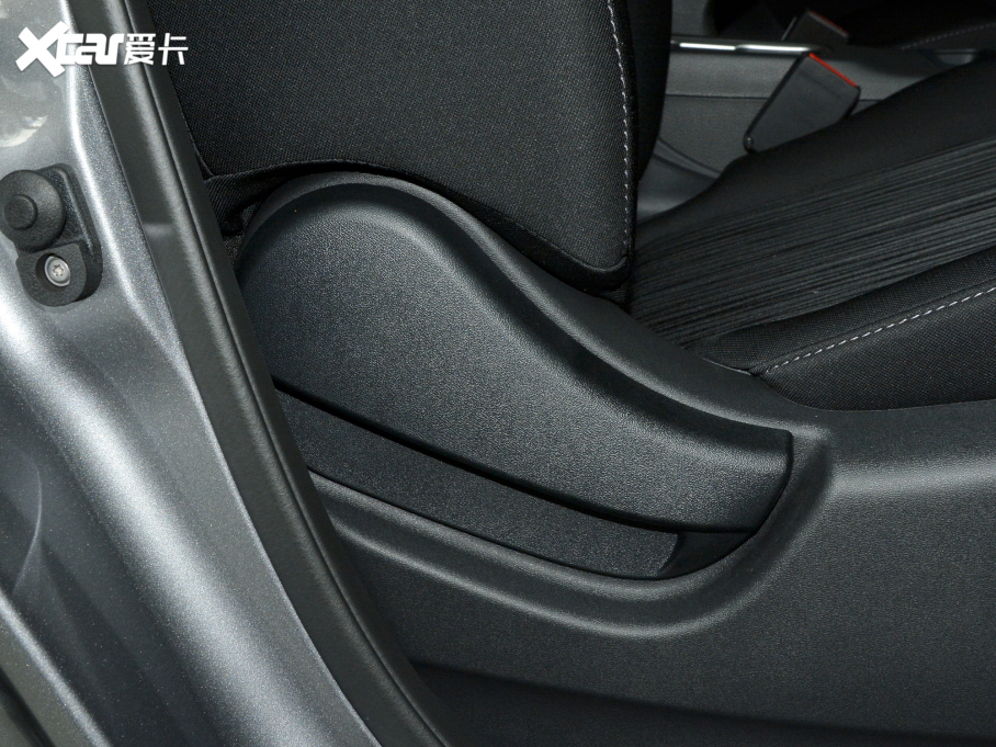 2022܎ (jng) 1.6XE CVTm