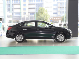 2022款经典 1.6XL CVT豪华版 正侧（右）