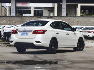 2022款经典 1.6XE 手动舒适版 右后45度