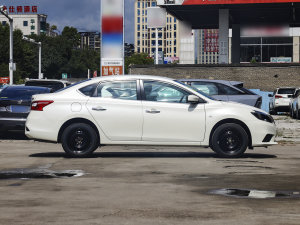 2022款经典 1.6XE 手动舒适版 正侧（右）
