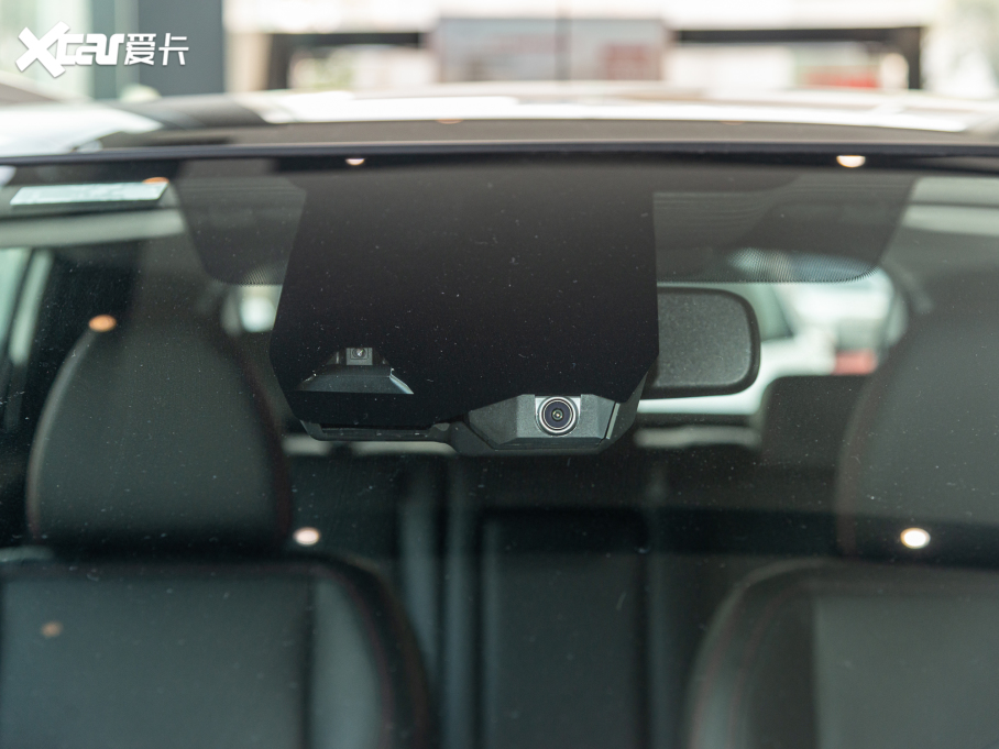 2022п 2.0L CVT XV Prem.A