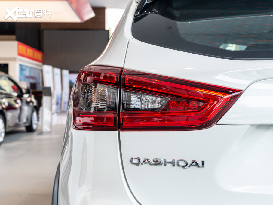 2022п 2.0L CVT XV Prem.A