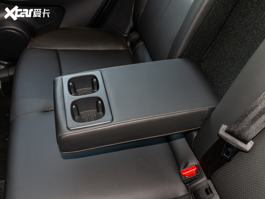 2022п 2.0L CVT XV Prem.A