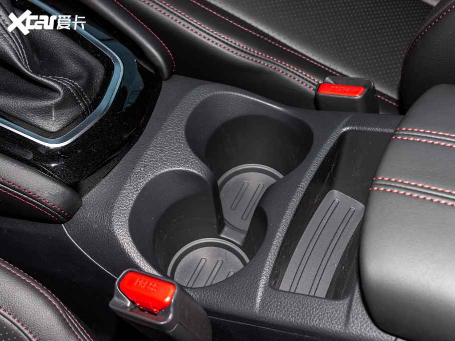 2022п 2.0L CVT XV Prem.A