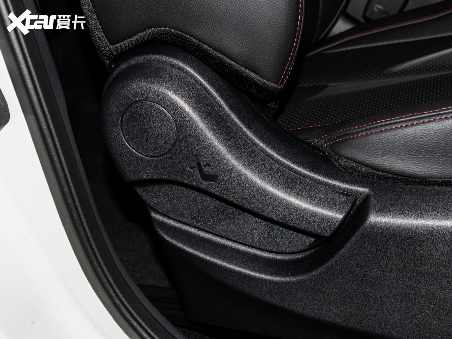 2022п 2.0L CVT XV Prem.A