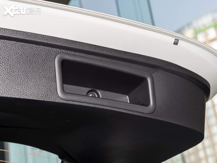 2022п 2.0L CVT XV Prem.A