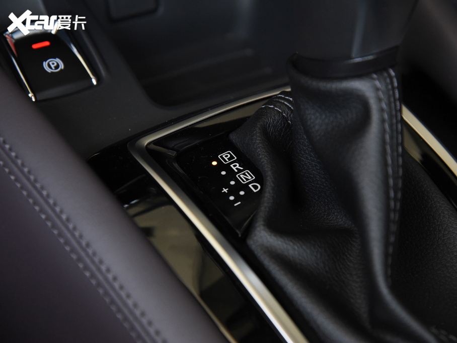 2022п 2.0L CVT XV PremСҹ