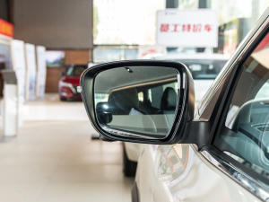 20222.0L CVT XV Prem.A ^