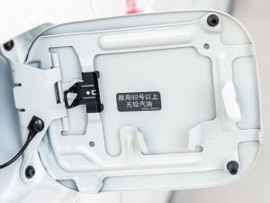 20222.0L CVT XV Prem.A ^