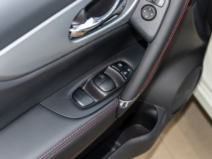 20222.0L CVT XV Prem.A п؅^(q)