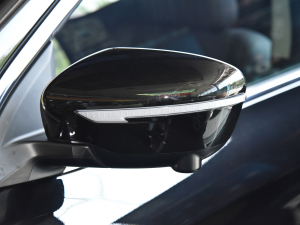 20222.0L CVT XV PremСҹ ^