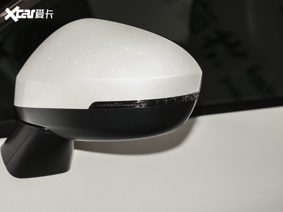 2022E VC-Turbo 300 CVT 2WD޶