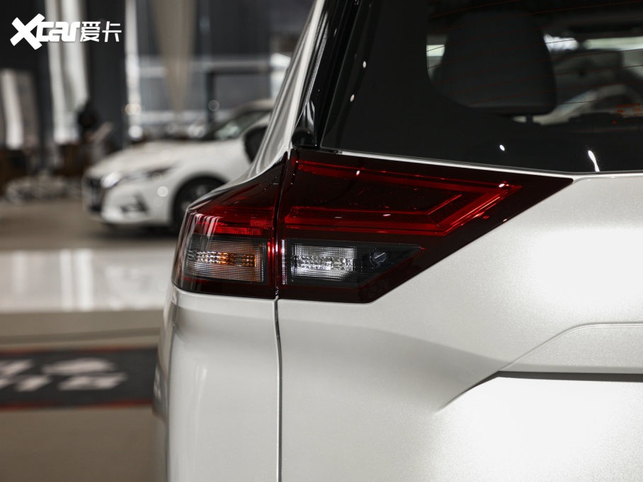 2022E VC-Turbo 300 CVT 2WD޶