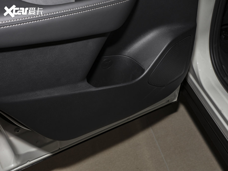 2022E VC-Turbo 300 CVT 2WD޶