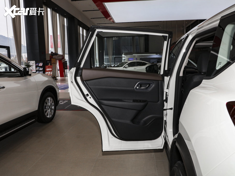 2022E VC-Turbo 300 CVT 2WD޶