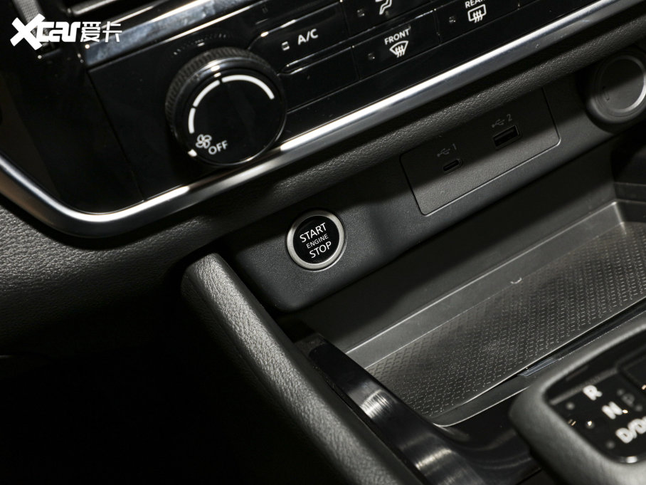 2022E VC-Turbo 300 CVT 2WD޶